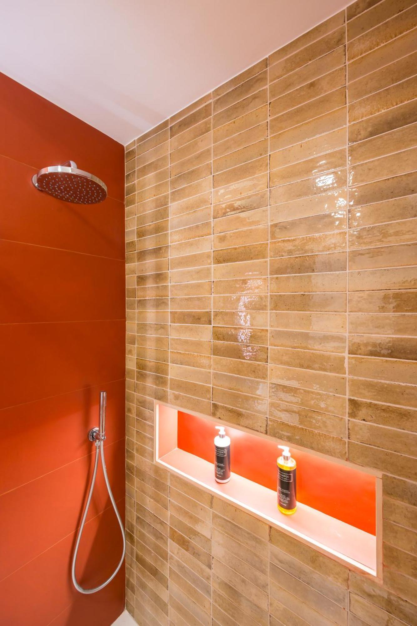 New In The Heart Of Naples-attwenty-one Coral Napoli